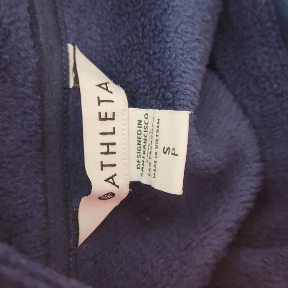 Athleta Women's Cozy Karma Zip Neck Sweatshirt - Picture 8 of 9
